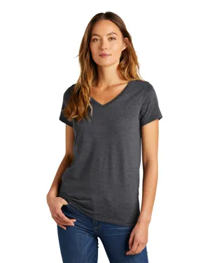 District DT5002 Womens The Concert Tee V-Neck