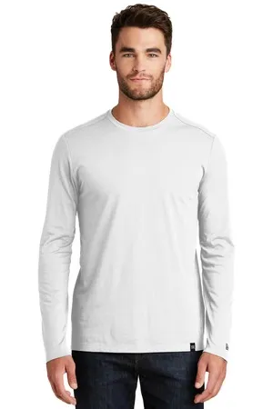 NEA102 New Era Heritage Blend Long Sleeve Crew Tee.