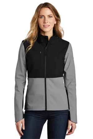 The North Face NF0A5541 Ladies Castle Rock Soft Shell Jacket.